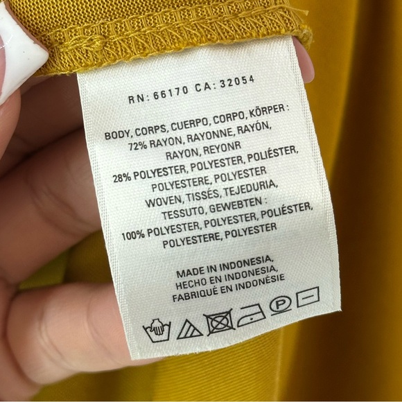 Anthropologie Akemi + Kin Longview Tunic Tank Top Mustard Yellow Sleeveless XS - Picture 7 of 8